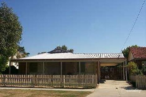 16 Hartfield St, Queens Park, WA 6107