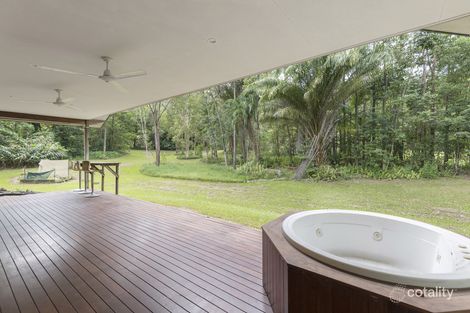 Property photo of 32 Kingfisher Lane Whyanbeel QLD 4873