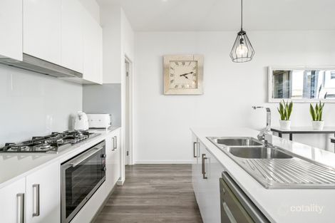 Property photo of 18/13 Greville Street Caroline Springs VIC 3023