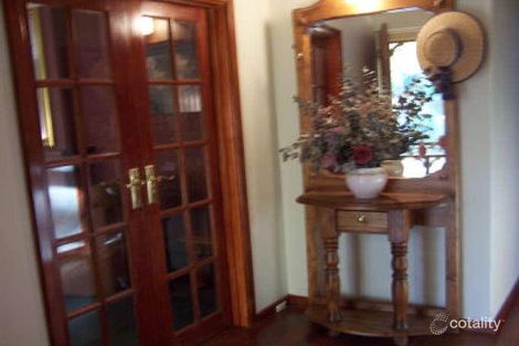 Property photo of 44 George Road Lesmurdie WA 6076