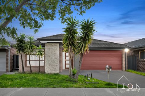 17 Ventasso St, Clyde North, VIC 3978