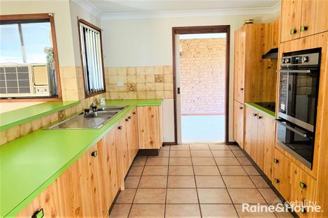 Property photo of 11 Mezen Place St Clair NSW 2759