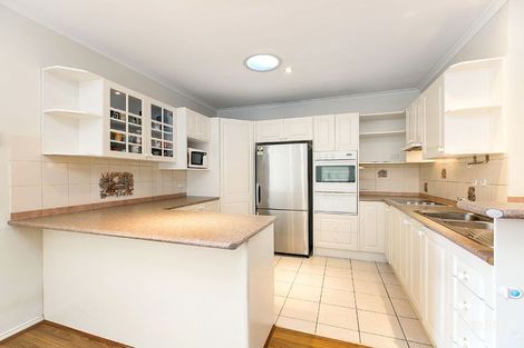 Property photo of 2/8 Walcha Court Chadstone VIC 3148