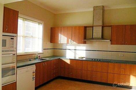 Property photo of 301 Lords Place Orange NSW 2800