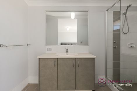 Property photo of 20 Shannon Pass Bertram WA 6167