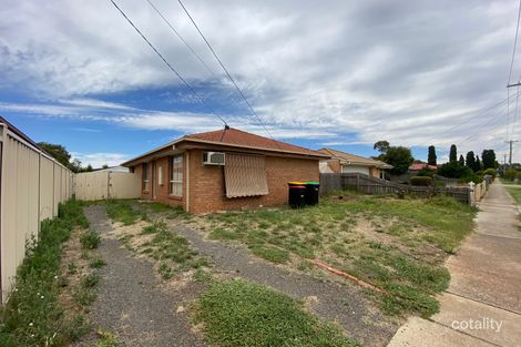 1b Thomas Ave, Melton South, VIC 3338