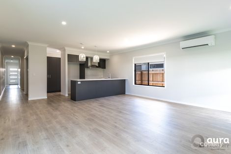 Property photo of 23 Benjamen Crescent Nirimba QLD 4551