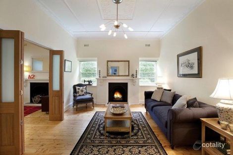 Property photo of 392 Waverley Road Malvern East VIC 3145