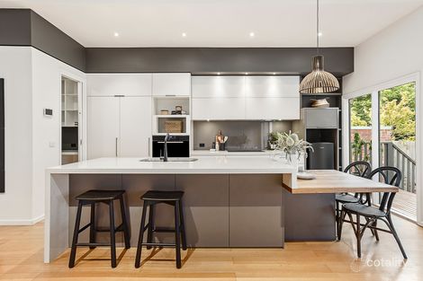 Property photo of 33 Adrian Street Glen Iris VIC 3146