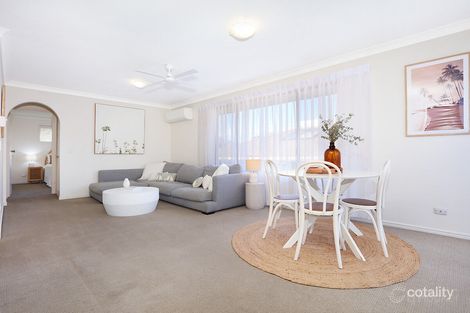 Property photo of 1/215 Central Street Labrador QLD 4215