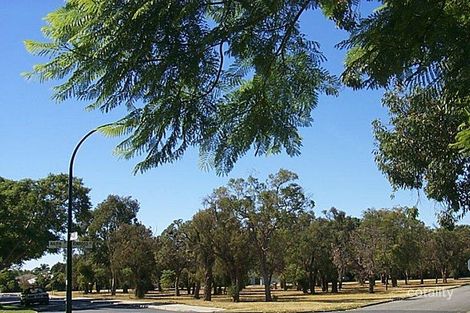 50 Macleod Rd, Applecross, WA 6153