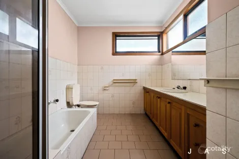 Property photo of 73 Hyde Street Footscray VIC 3011