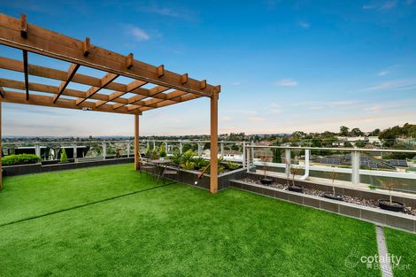 Property photo of 2/927 Doncaster Road Doncaster East VIC 3109