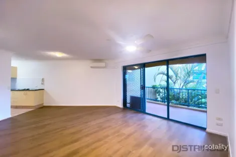 Property photo of 4/27-29 Dutton Street Coolangatta QLD 4225
