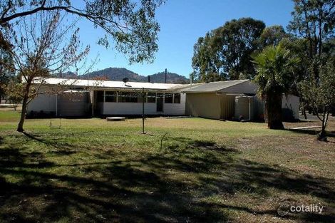 Property photo of 46 Maria Street Wallabadah NSW 2343