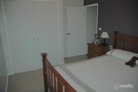 Property photo of 16 McDonald Avenue Nowra NSW 2541