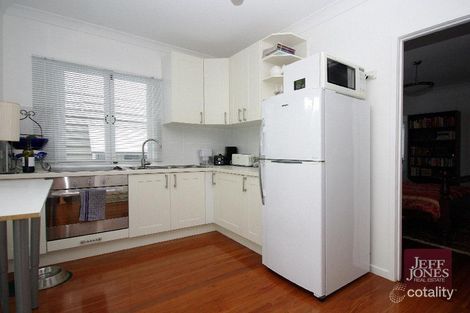Property photo of 41 Pear Street Greenslopes QLD 4120