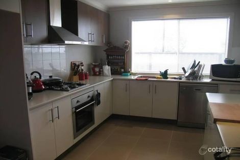 Property photo of 5 Huron Parkway Pakenham VIC 3810