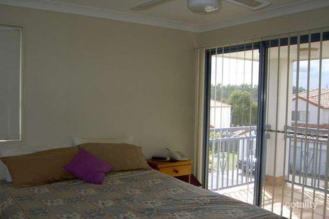 Property photo of 44 Studio Drive Oxenford QLD 4210