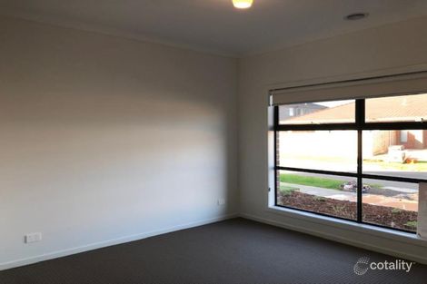 Property photo of 23 Yosemite Street Point Cook VIC 3030