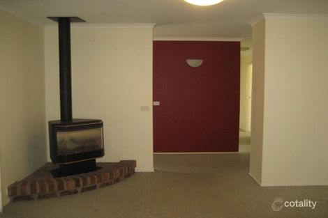 Property photo of 2 Dale Circuit Kambah ACT 2902