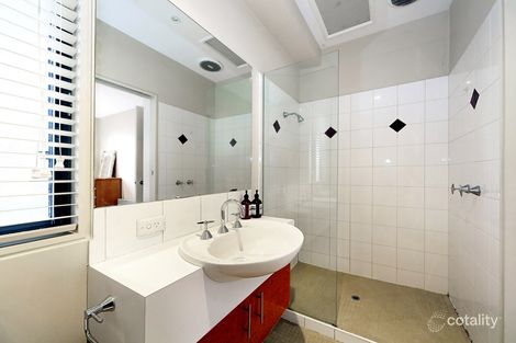 Property photo of 8/89 Ormond Road Elwood VIC 3184