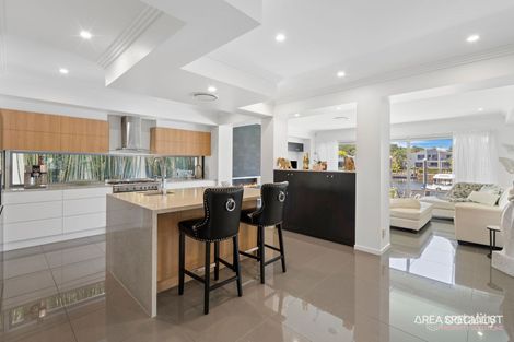 Property photo of 41 Cova Boulevard Hope Island QLD 4212