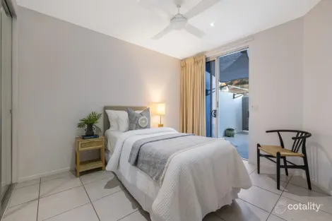 Property photo of 2/1 Esplanade Golden Beach QLD 4551