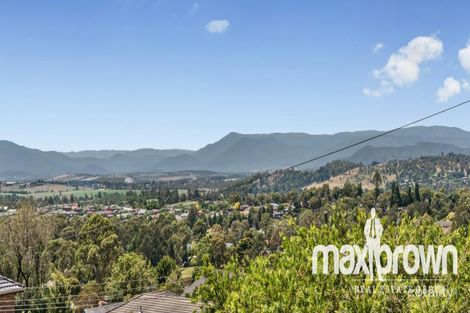 Property photo of 71 Rolling Hills Road Chirnside Park VIC 3116