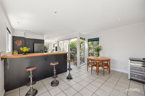 Property photo of 110 St Leonards Road Ascot Vale VIC 3032