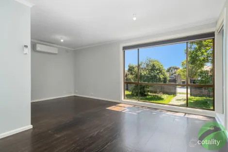 Property photo of 8 Whitby Way Seaford VIC 3198