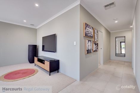 Property photo of 10 Cedarleaf Entrance Treeby WA 6164