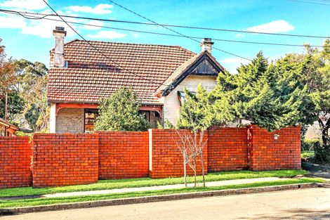 Property photo of 18 Robinson Street Croydon NSW 2132