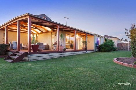 Property photo of 30 Weerona Way Mornington VIC 3931
