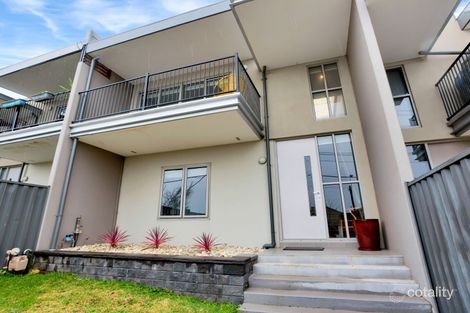 Property photo of 5/4-12 Fisher Parade Ascot Vale VIC 3032