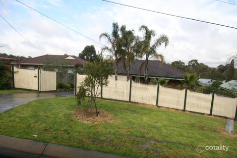 11 Landau Dr, Warranwood, VIC 3134