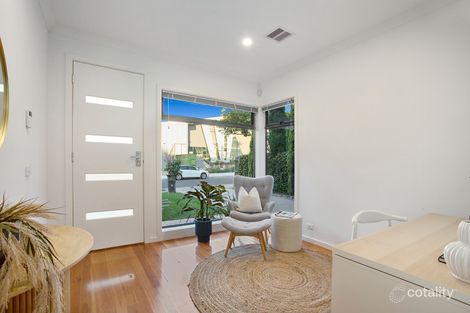 Property photo of 113 Quinn Grove Keilor East VIC 3033