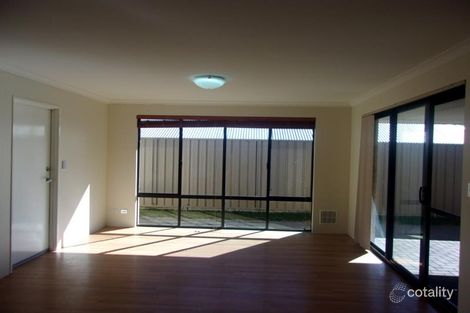 Property photo of 33 Capri Leone Way Sinagra WA 6065