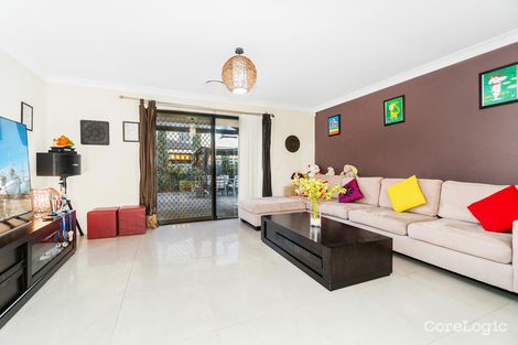 Property photo of 4 Yeronga Close St Johns Park NSW 2176