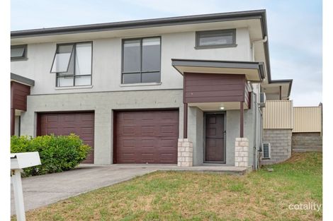 2/8 Carlin St, Glenvale, QLD 4350