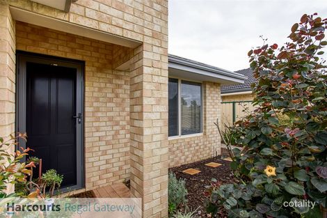Property photo of 44 Botany Parade Hammond Park WA 6164