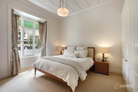 Property photo of 22 Chatham Road Canterbury VIC 3126