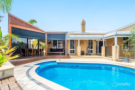 Property photo of 4 Holbrook Gardens Carine WA 6020