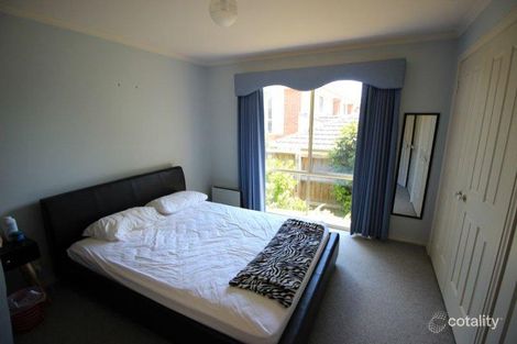 Property photo of 30/5-17 William Road Berwick VIC 3806