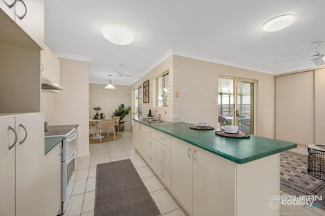 Property photo of 8 Luke Court Bushland Beach QLD 4818