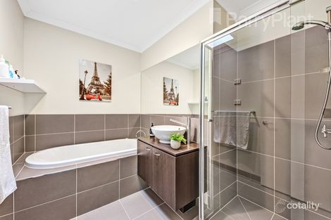 Property photo of 40 Orana Street Wyndham Vale VIC 3024