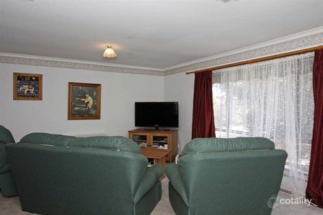 Property photo of 2 Scott Court Woodcroft SA 5162