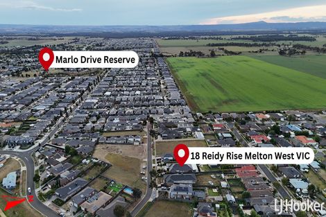 Property photo of 18 Reidy Rise Harkness VIC 3337