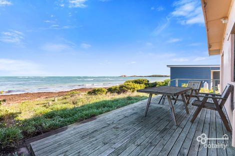 4 Tanderra Way, Carpenter Rocks, SA 5291