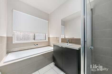 Property photo of 13 Spencer Street Point Cook VIC 3030